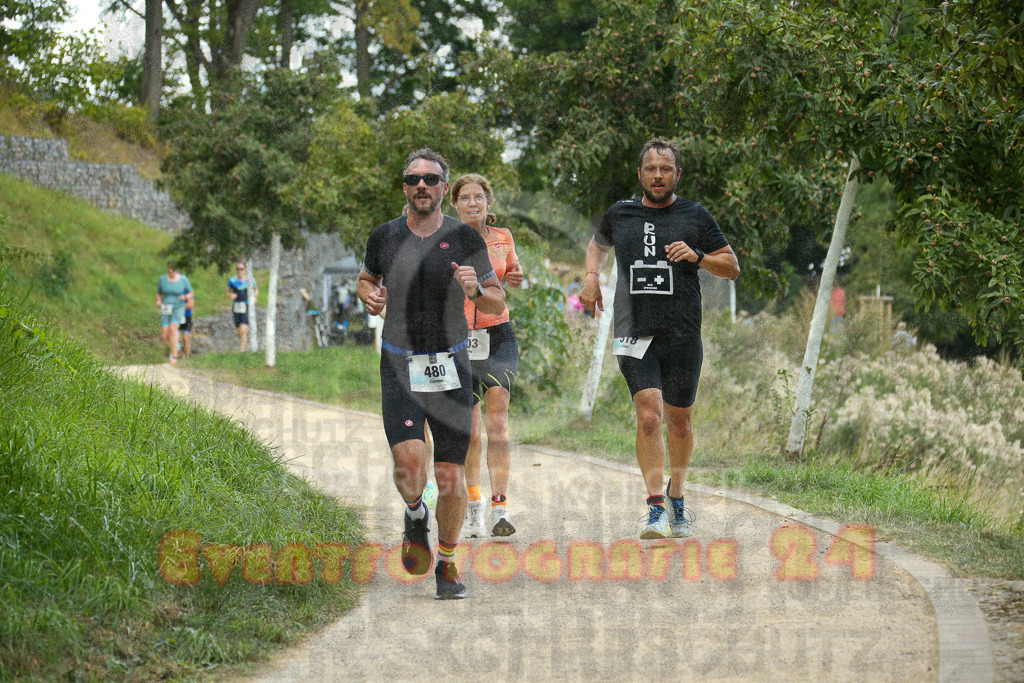 250824_1400_EX1_4610 | Sportfotografie im Rhein-Sieg Kreis, Köln, Bonn, NRW, Rheinland Pfalz, Hessen, etc. Unser Tätigkeitsfeld umfasst den Laufsport vom Volkslauf über den Marathon, Duathlon, Triathon bis zum Ultralauf wie Kölnpfad Ultra oder Schindertrail.