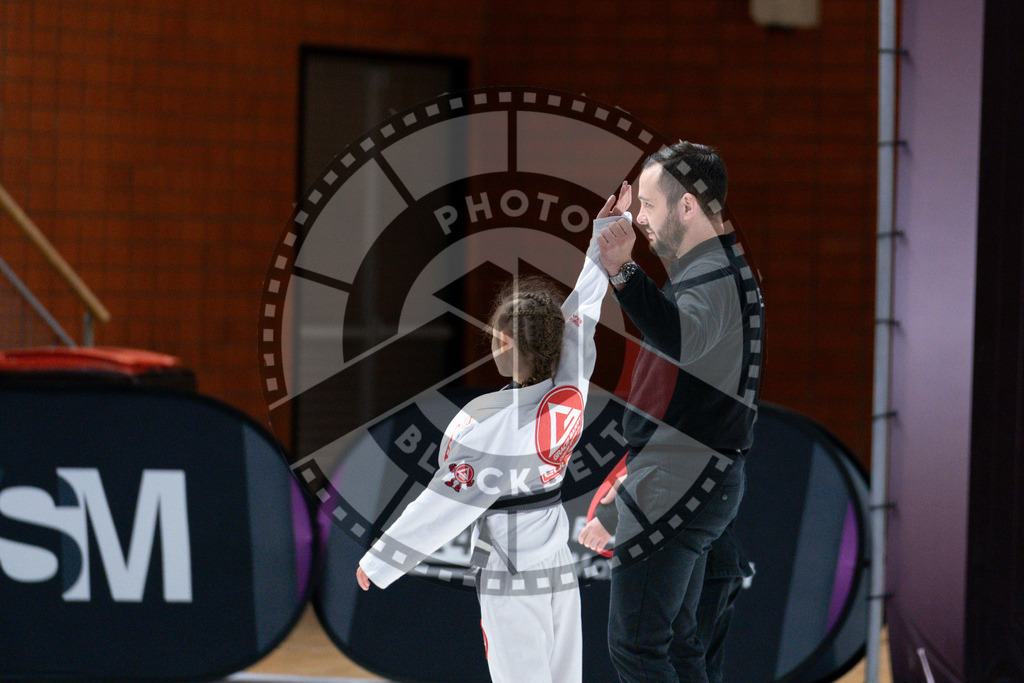 20241012PBB0150 | Athletes compete during the AJP Tour Europe Continental Jiu-Jitsu Youth Championship on October 12, 2024, in Almere near Amsterdam, Netherlands. © Chiara Dazi / photoblackbelt