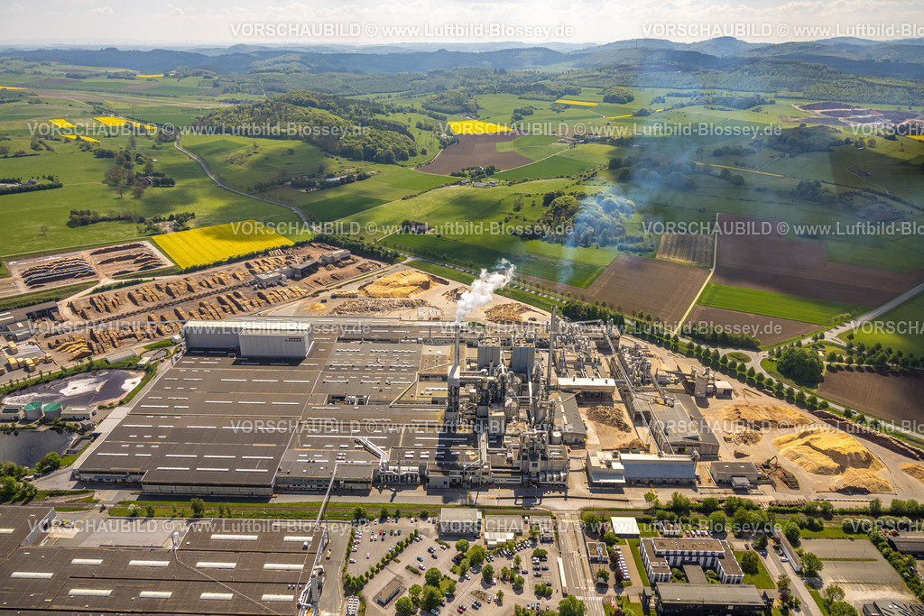 Brilon240503604 | Luftbild, Egger Holzwerkstoffe Brilon GmbH, Brilon, Sauerland, Nordrhein-Westfalen, Deutschland