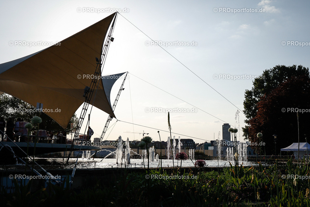 20. OBI Nachtlauf des ASV Koeln, 17.05.2023 | Koeln, 17.05.2023: Impressionen vom 20. OBI Nachtlauf des ASV Koeln rund um den Tanzbrunnen. Foto: Beautiful Sports Pressefotoagentur (www.beautiful-sports.com)