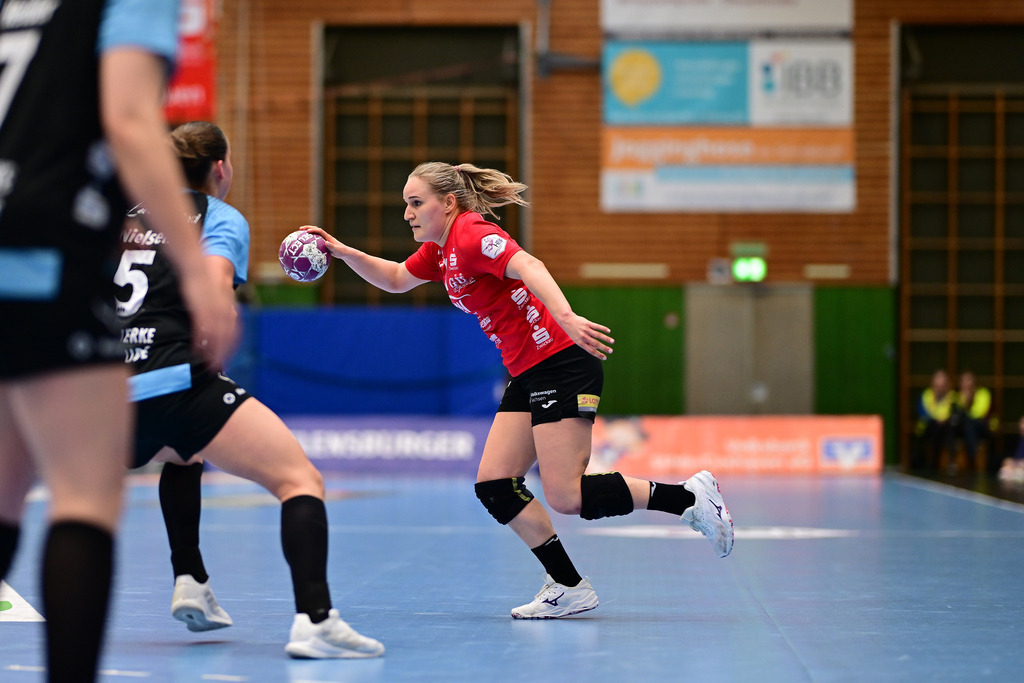 Handball I Frauen I Saison 2024-2025 I 1. HBF I Play-Down Halbfinale I Buxtehuder SV - BSV Sachsen Zwickau | Der Sportfotograf. - Realisiert mit Pictrs.com