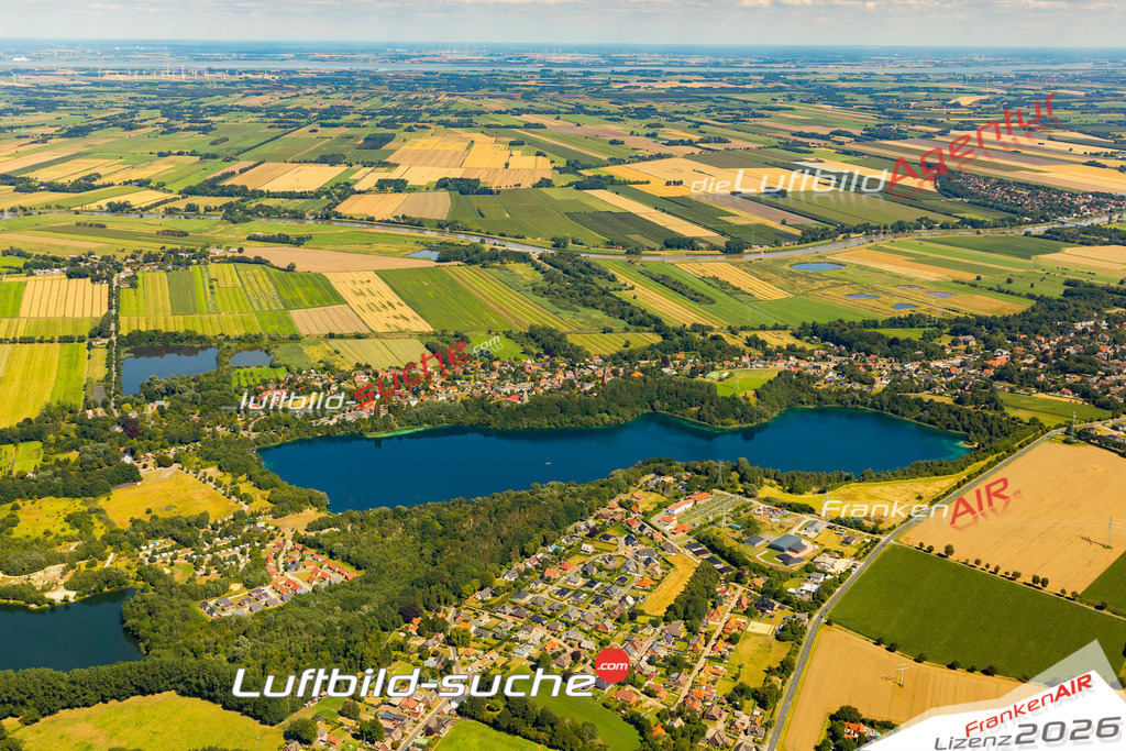 Aktuelles Luftbild von Westersode Hemmoor - Die Luftaufnahme wurde 2022 mittels UL-Flugzeug erstellt ( keine Drohne ) - hochauflösende Kamera-Systeme von  Canon -Beste Qualität - Für grossformatige Ausdrucke geeignet. Die Geschenkidee !
