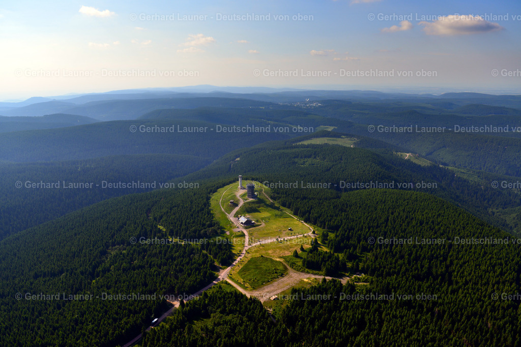 3301707 | Blick über den Thüringer Wald vom Schneekopf in Richtung Nordwesten