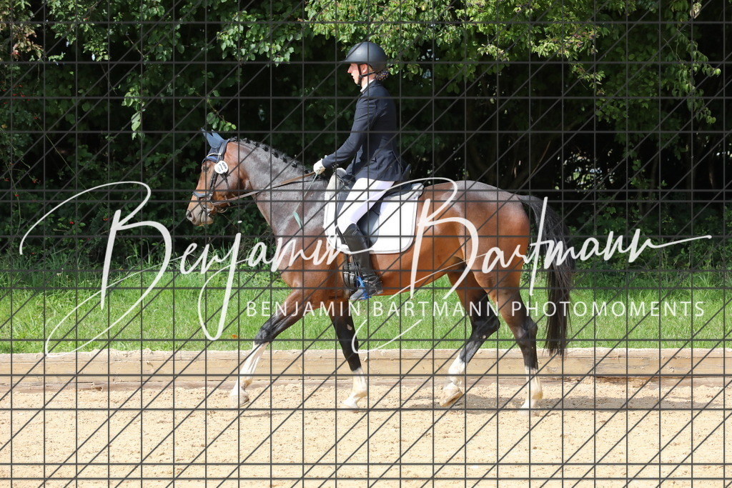 AZ2A2740 | Benjamin Bartmann Photomoments