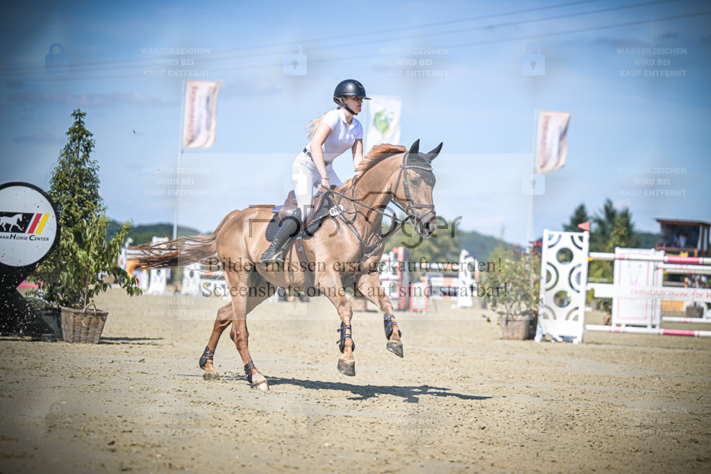 DOS_3373 | Entdecke hochwertige Reitturnierfotos von Foto Oger. Professionell, emotional und authentisch – jetzt Lieblingsmomente im Shop bestellen. - Realisiert mit Pictrs.com