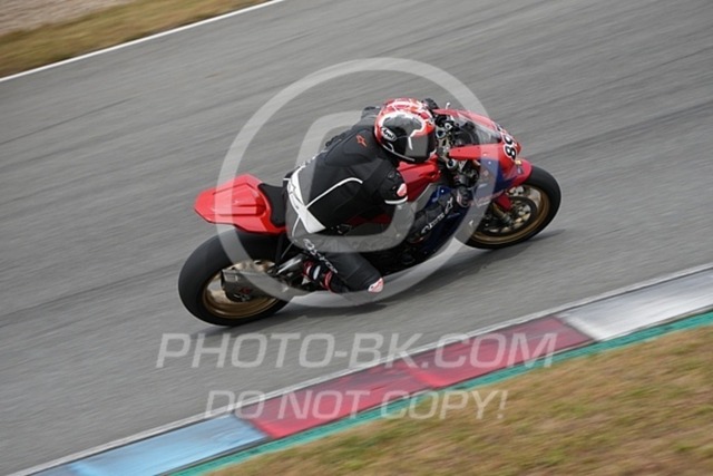 2024_08_02_PBK_13657 | Sportfotografie; SlowMotion; Video; Rennstrecke; Hafeneger; Speer; Racing; RSE; BMW; CBO; Trackday; Motorsportarena; Hockenheimring; Brno; Most; Barcelona; Valencia