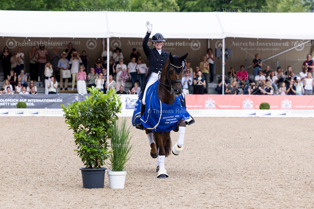 TH_423-Inoraline W-Lexner_ Sofie_29404 | Al Shiraàa Deutsches Spring- und Dressur-Derby 2025 am 31.05.25 in Hamburg, Thomas Hellmann, 423Inoraline WLexner, Sofie