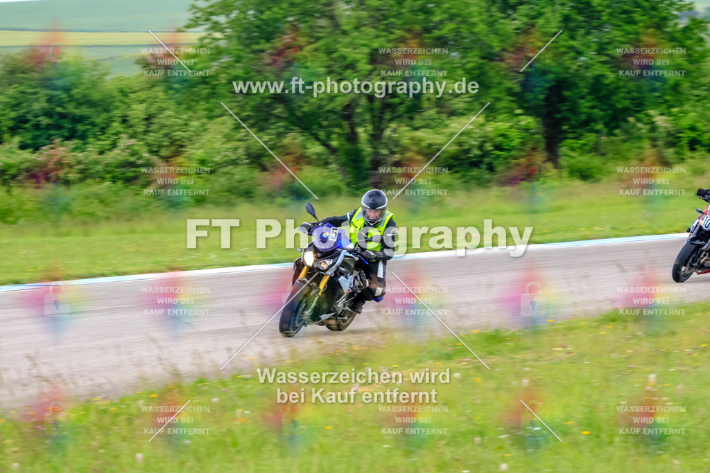 MotoTeam-3235 | Hier findet Ihr Bilder von Touristenfahrten auf der Nürburgring Nordschleife oder von anderen Veranstaltungen die ich besucht habe. Viel Spass beim Durch Schauen 