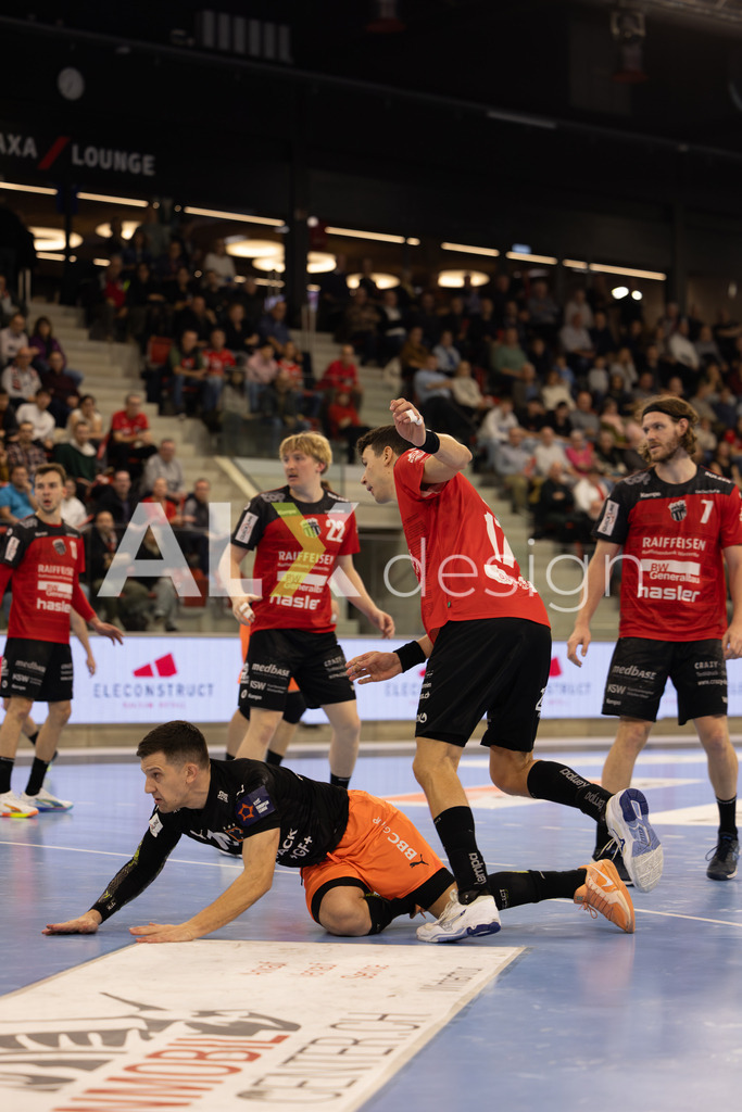 Handballen I Herren I Saison 2025-2026 I Quickline Handball League 2026 | Men I 18. Spieltag I Pfade Winterthur - Kadetten Schaffhausen I 20.12.2025 | 10 Josip Perić (Kadetten Schaffhausen) - Rückraum mitte - Realisiert mit Pictrs.com
