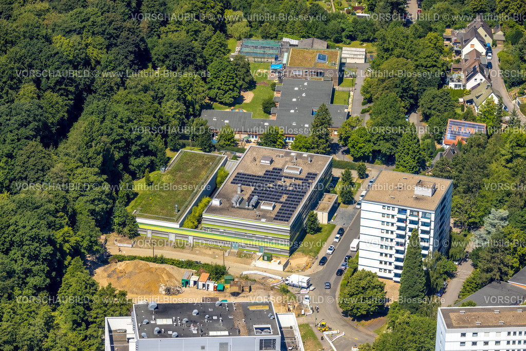 Essen230703275 | Luftbild, Universitätsklinikum Essen, Westdeutsches Protonenteraphiezentrum, Kindertagesstätte der UK, Holsterhausen, Essen, Ruhrgebiet, Nordrhein-Westfalen, Deutschland