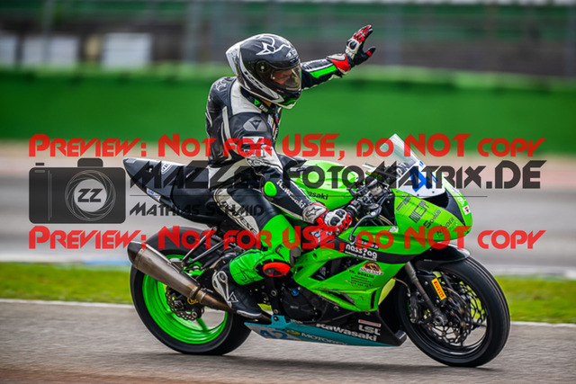 MaZZes_FotoMatrix_220925_7444 | IDM600