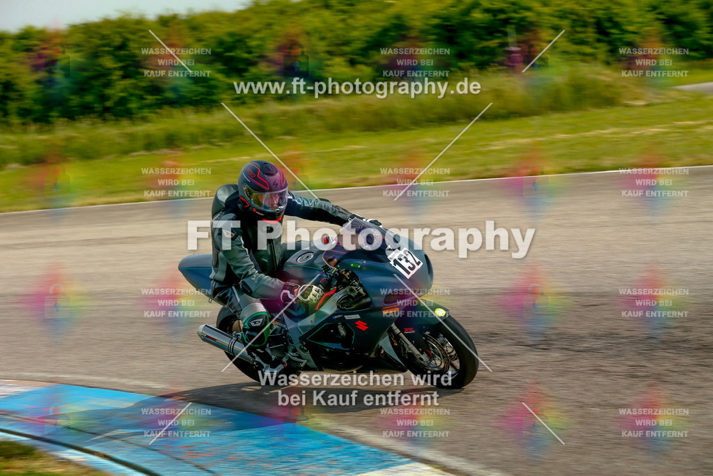 _MOT0657 | Hier findet Ihr Bilder von Touristenfahrten auf der Nürburgring Nordschleife oder von anderen Veranstaltungen die ich besucht habe. Viel Spass beim Durch Schauen 
