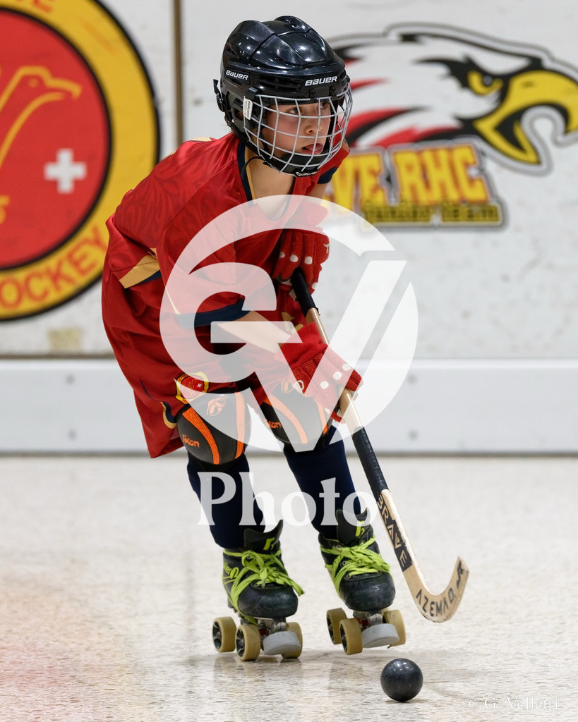 U13  - Geneve RHC v HC Munsingen W  |  during the U13  match between Geneve RHC and HC Munsingen W  at Centre sportif de la queue d'arve in Geneve, Switzerland