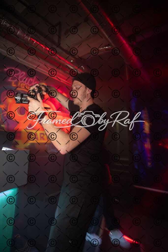 Try_a_little_harder_17.04.2026-26 | Professioneller Online-Store für hochwertige Fotografie: Entdecke einzigartige Bilder aus Street, Events und Lifestyle. Sichere dir exklusive Prints und digitale Downloads in bester Qualität für dein Zuhause oder Projekte. - Realisiert mit Pictrs.com