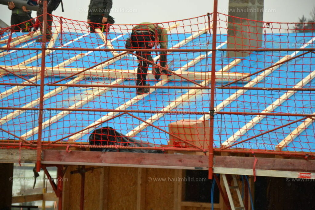 bib-lg09-holzbau-0175 | Nach LV-Leistungsgruppen sortierte Detailfotos über den Bau eines Hauses. Alle Hausbau-Bilder direkt vom Urheber und Autor der Website Haus-Selber-Bauen.com