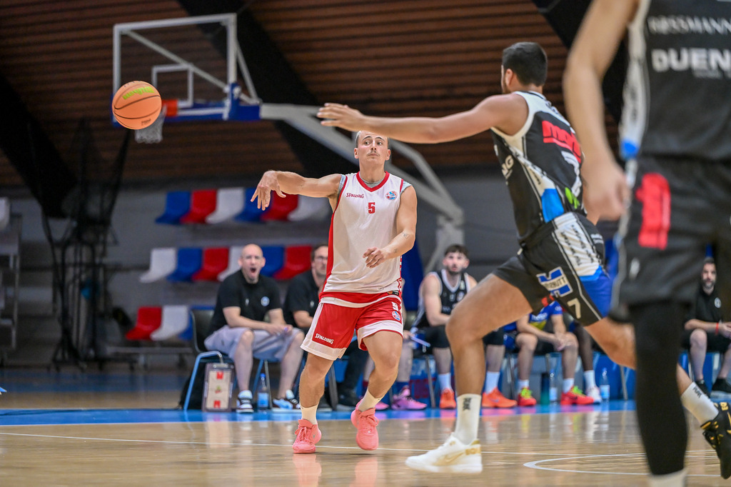 rsk_018 | Fotos von Basketballspielen aus dem Raum NRW fotografiert von Gero Mueller-Laschet und Daniel Schaefer - Realisiert mit Pictrs.com