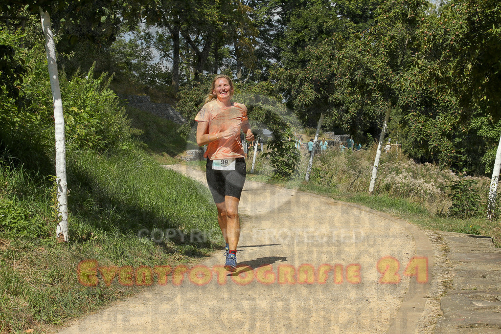 250824_1239_EX1_0086 | Sportfotografie im Rhein-Sieg Kreis, Köln, Bonn, NRW, Rheinland Pfalz, Hessen, etc. Unser Tätigkeitsfeld umfasst den Laufsport vom Volkslauf über den Marathon, Duathlon, Triathon bis zum Ultralauf wie Kölnpfad Ultra oder Schindertrail.