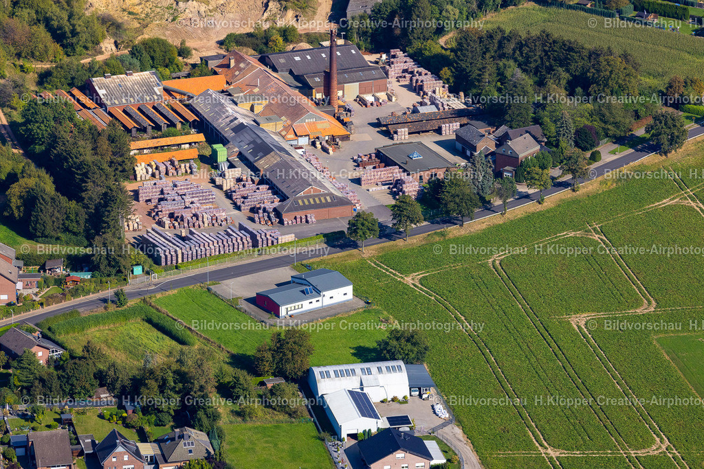 Luftbild-Linnich-4117 | Luftbild Linnich Coenen GmbH & Co. KG · Ziegel- und Klinkerwerk - Realisiert mit Pictrs.com