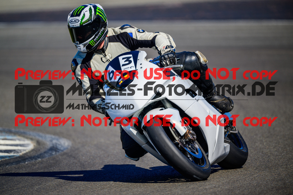 MaZZes_Fotomatrix_20250407_6007705_2613 | GELB