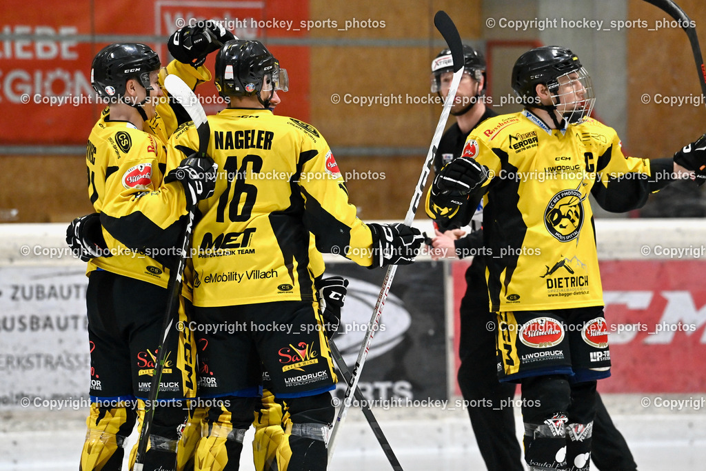 EC Spittal Hornets vs. USC Piraten Velden 7.2.2024 | Jubel EC Hornets Spittal Mannschaft, #81 Sivec Peter Paul, #16 Nageler Daniel, #8 Komar Luca