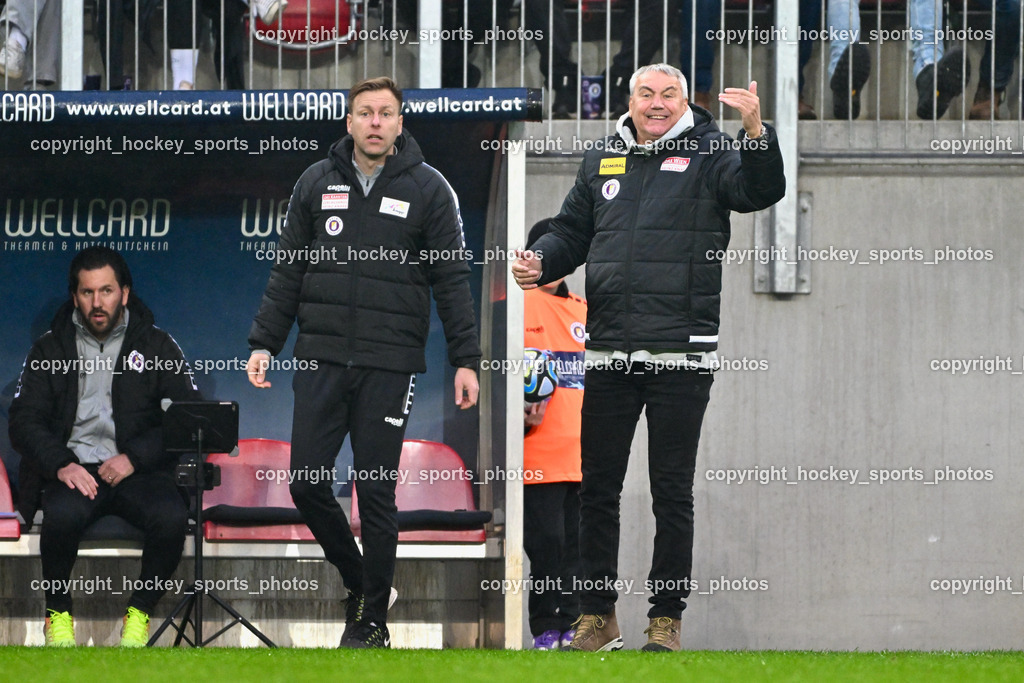 Austria Klagenfurt vs. SK Rapid 10.3.2024 | Spielerbank Austria Klagenfurt,Team Manager Austria Klagenfurt Sandro Zakany, Assistentcoach Austria Klagenfurt Martin Lessing,  Headcoach Austria Klagenfurt Peter Pacult