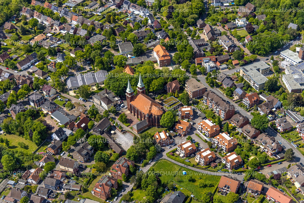 Hamm250500212 | Luftbild, Wohngebiet mit Kirche St. Stephanus, Seniorenheim St. Stephanus, Stadtbezirk Heessen, Hamm, Ruhrgebiet, Nordrhein-Westfalen, Deutschland