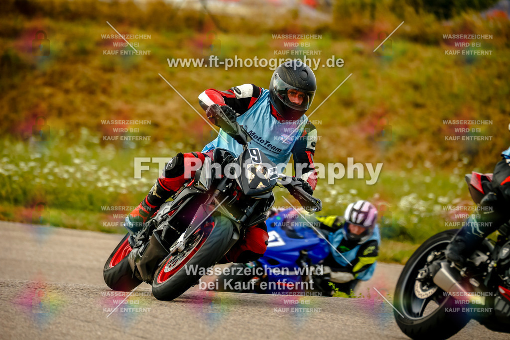 Chambley Juli-1058 | Hier findet Ihr Bilder von Touristenfahrten auf der Nürburgring Nordschleife oder von anderen Veranstaltungen die ich besucht habe. Viel Spass beim Durch Schauen 