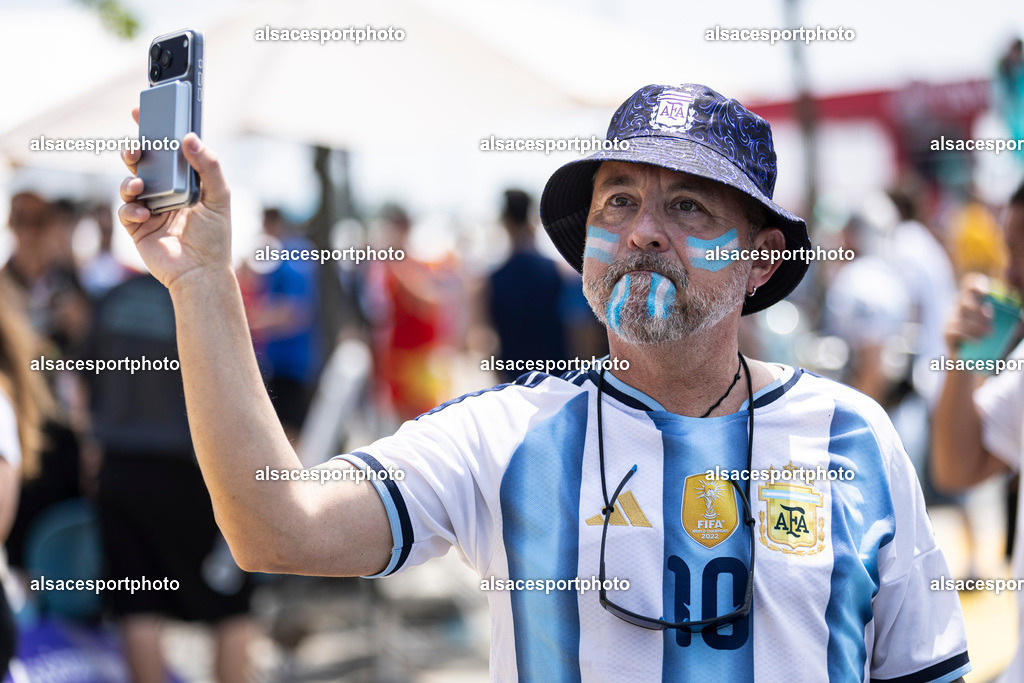 FOOTBALL : Argentine vs Espagne – Finale de la Coupe du Monde FIFA 2026. New York New Jersey Stadium, East Rutherford, New Jersey, États-Unis. 19/07/2026. | Ambiance avec les supporters de l'équipe de Argentine