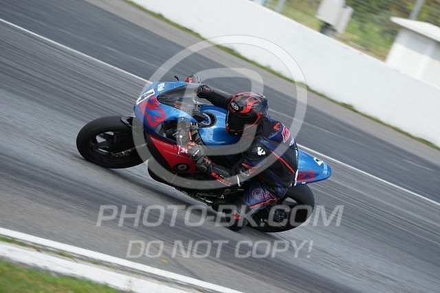 2024_08_05_PBK_13541 | Sportfotografie; SlowMotion; Video; Rennstrecke; Hafeneger; Speer; Racing; RSE; BMW; CBO; Trackday; Motorsportarena; Hockenheimring; Brno; Most; Barcelona; Valencia