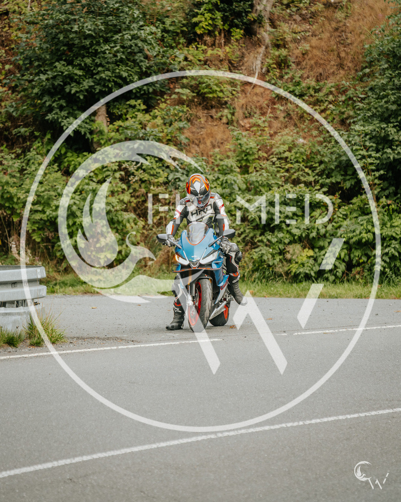 blau Aprilia-3 | cw-framed