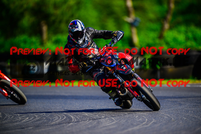 MaZZes_FotoMatrix_240511_6007705_5417 | UE40