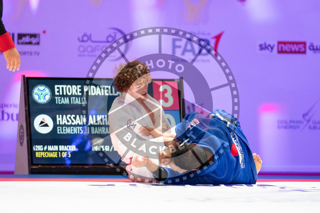 20231109PBB6200 | Fighters compete during the AJP World Professional Championship in the Mubadala Arena in Abu Dhabi, Arab United Emirates, on November 9, 2023.