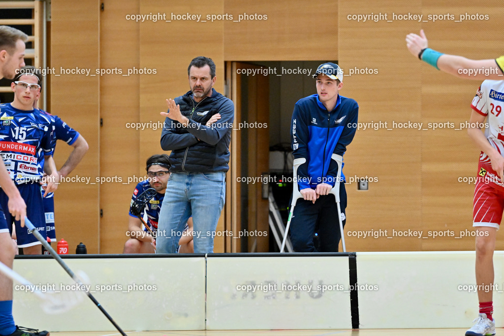 VSV Unihockye vs. KAC Floorball | Headcoach VSV Unihockey Harald Felsberger, #66 Jakob Rainer VSV Unihockey, VSV Unihockye vs. KAC Floorball, VSV Unihockye vs. KAC Floorball am 13.04.2025 in Villach (Ballspielhalle St. Martin), Austria, (Photo by Bernd Stefan)