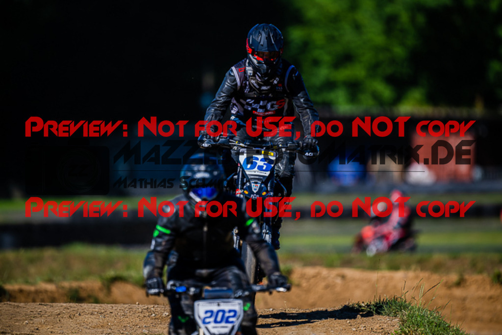 MaZZes_FotoMatrix_220702_2994 | S3