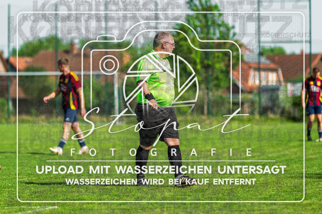 Kreisliga Herren HK - SG Nordheide vs. FG Fulde-Stellichte | Mario Walter (Schiedsrichter); Kreisliga Herren HK - SG Nordheide vs. FG Fulde-Stellichte am 03.05.2026 in Sportplatz, Kirchboitzen - Realisiert mit Pictrs.com