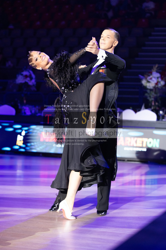 IMG_8733 | Tanzsportbilder, Standardtanz, Lateintanz, WDSF, DTV, LTVB, dancecomp, goc, hessen tanzt, blaues band der spree, walzer, tango, wiener walzer, slowfox, quickstepp, samba, rumba, cha-cha-cha, paso doble. jive, hd-kroft photography, turniertanzsport