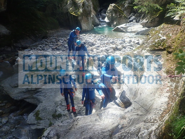 P1020029 | Bestelle die Bilder deines Berg- oder Wasser-Abenteuers mit Mountain Sports bequem von zu Hause aus direkt über unseren Online Fotoshop von pictrs.com. - Realisiert mit Pictrs.com