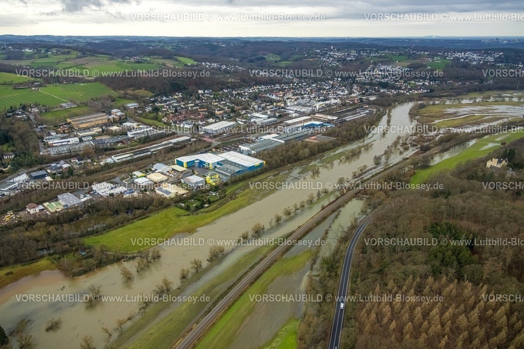 Wetter231201826Ruhr-topaz | Luftbild, Ruhrhochwasser, Weihnachtshochwasser 2023, Fluss Ruhr tritt nach starken Regenfällen über die Ufer, Überschwemmungsgebiet NSG Ruhraue Gedern und Blick auf den Ortsteil Wetter-Wengern, Westende, Herdecke, Ruhrgebiet, Nordrhein-Westfalen, Deutschland