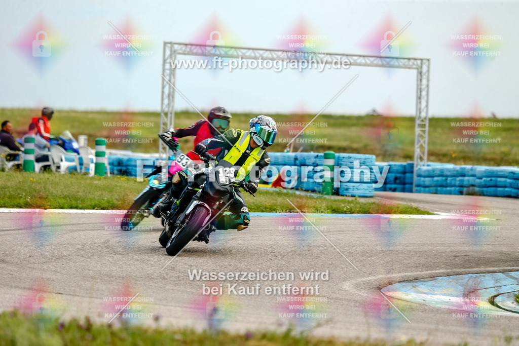 Chambley Juli-0034 | Hier findet Ihr Bilder von Touristenfahrten auf der Nürburgring Nordschleife oder von anderen Veranstaltungen die ich besucht habe. Viel Spass beim Durch Schauen 