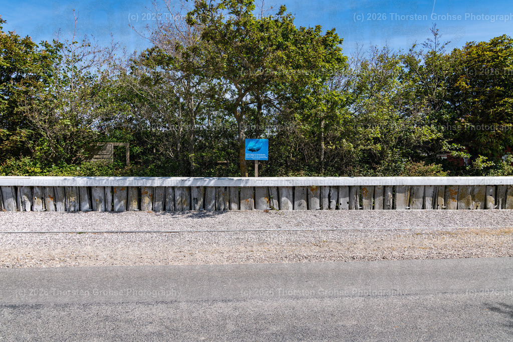 Whale bone fence Romo, Denmark, 2023,Walknochenzaun Römö, Dänemark, 2023 | Juvre's whalebone fence on Romo is the only one of its kind. Der Walknochenzaun von Juvre auf Römö ist der einzige seiner Art.  - Realisiert mit Pictrs.com