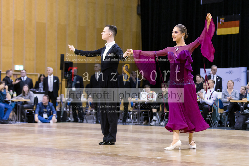 20241102_DM_HGR_Std_09647 | Tanzsportbilder, Standardtanz, Lateintanz, WDSF, DTV, LTVB, dancecomp, goc, hessen tanzt, blaues band der spree, walzer, tango, wiener walzer, slowfox, quickstepp, samba, rumba, cha-cha-cha, paso doble. jive, hd-kroft photography, turniertanzsport