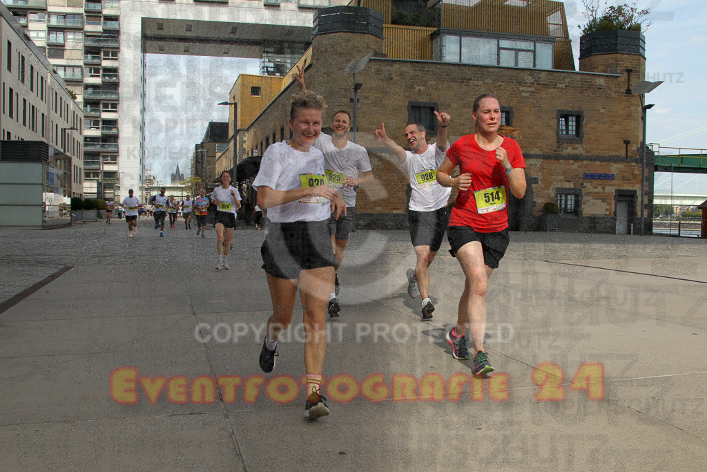 250920_1331_EV4_5876 | Sportfotografie im Rhein-Sieg Kreis, Köln, Bonn, NRW, Rheinland Pfalz, Hessen, etc. Unser Tätigkeitsfeld umfasst den Laufsport vom Volkslauf über den Marathon, Duathlon, Triathon bis zum Ultralauf wie Kölnpfad Ultra oder Schindertrail.