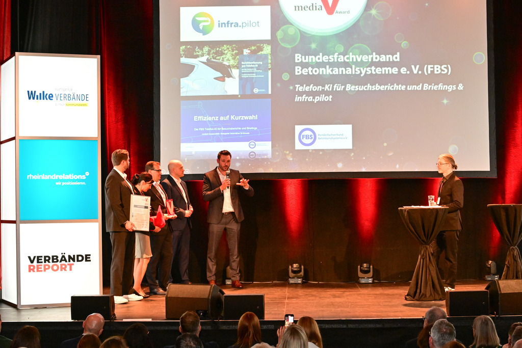 0350Media_V_Award_2025_Foto_Stefan_Wernz | Fotograf Köln - Realisiert mit Pictrs.com