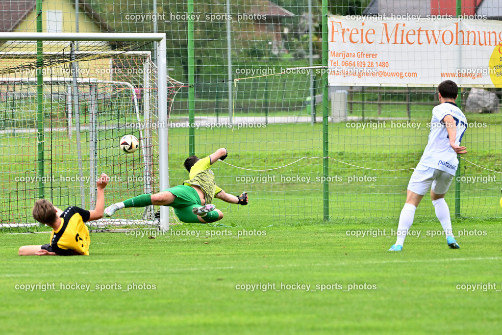 SV Arnoldstein vs. ATUS Velden | Tor ATUS Velden, #3 Marco Knezevic SV Arnoldstein, #1 Moritz Zimmermann SV Arnoldstein, #77 Florijan Lampic ATUS Velden, SV Arnoldstein vs. ATUS Velden, SV Arnoldstein vs. ATUS Velden am 16.09.2025 in Arnoldstein (Waldparkstadion Arnoldstein), Austria, (Photo by Bernd Stefan)