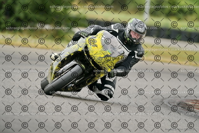 25bt05-0634 | markuskiefer.com - Realisiert mit Pictrs.com