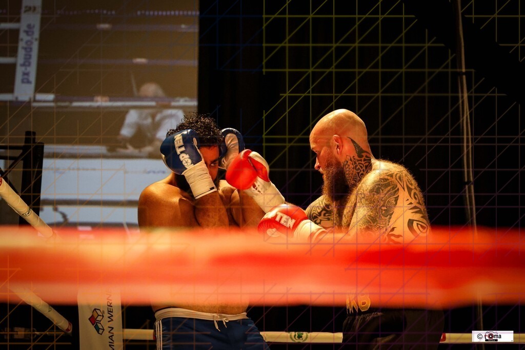 BoB 2026 Uaghikh vs. Bauer-6 | professionelle Sport- und Eventfotografie von Tomafocus – dynamische Bilder, emotionale Momente und hochwertige Aufnahmen für jeden Anlass. - Realisiert mit Pictrs.com
