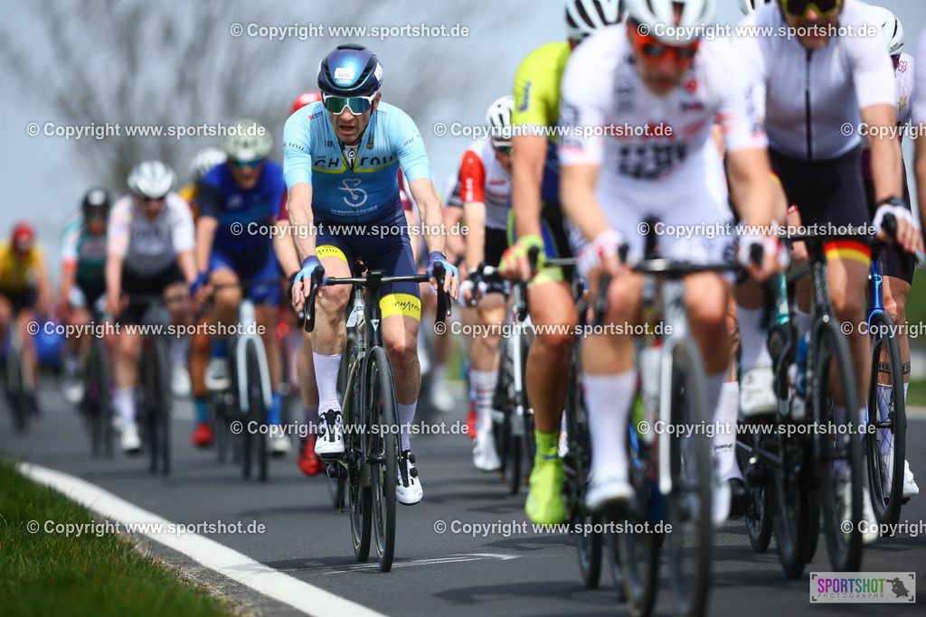 872_TRA56140 | Neusiedlersee Radmarathon 2026@sportshot_your_pictrs #yourpictures#roadtowm2029 #nrm #neusiedlerseeradmarathon #neusiedlersee #neusiedlerseetourismus #burgenland #mörbisch #nrm26 #burgenlandtourismus #voglundco #poweredbyburgenlandtourismus #radsport #rad #marathon #ucigranfondo #visitburgenland #ucigranfondoworldseries