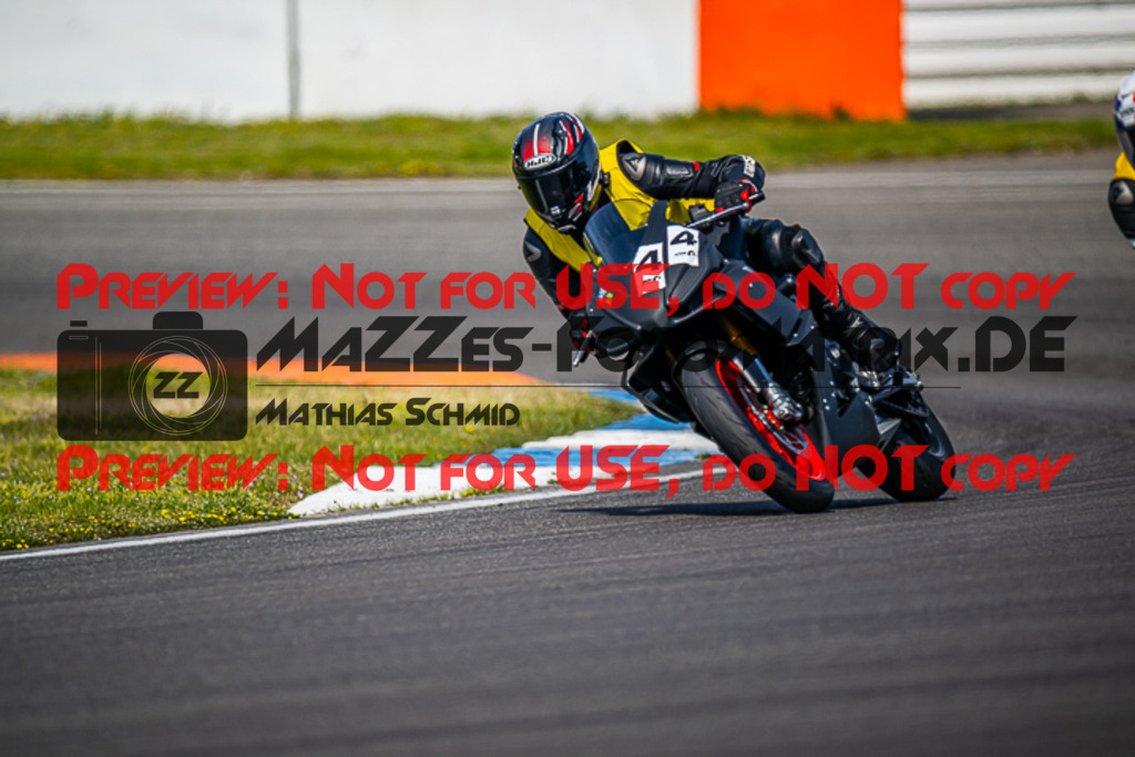 MaZZes_FotoMatrix_230410_6917 | INST