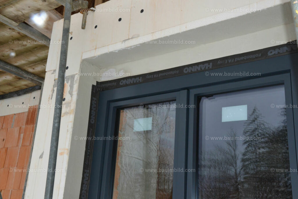 bib-lg14-fenster-0070 | Nach LV-Leistungsgruppen sortierte Detailfotos über den Bau eines Hauses. Alle Hausbau-Bilder direkt vom Urheber und Autor der Website Haus-Selber-Bauen.com