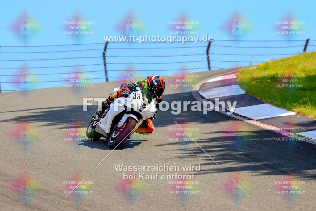 _TCM4324 | Hier findet Ihr Bilder von Touristenfahrten auf der Nürburgring Nordschleife oder von anderen Veranstaltungen die ich besucht habe. Viel Spass beim Durch Schauen 